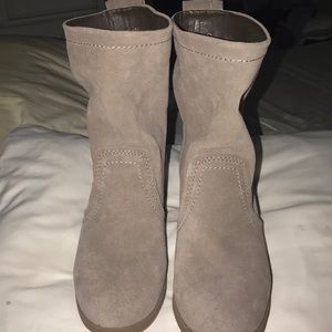 Beige booties